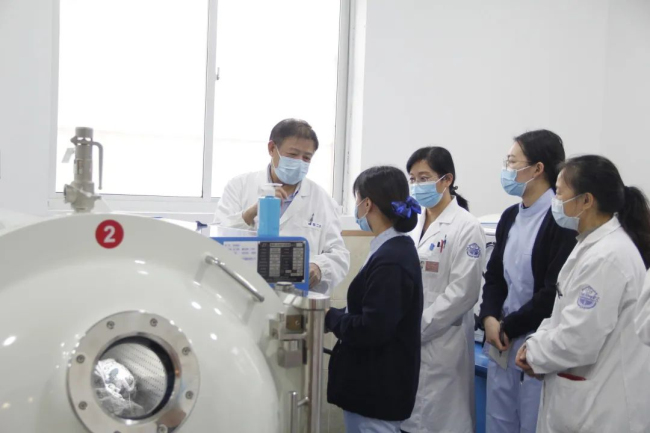 <b>高压氧的魅力—“氧”护生命，健康生活</b>